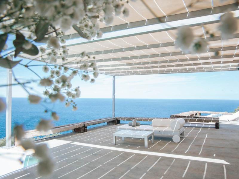 Minimalist 7-Bedroom Sea View Villa , North 