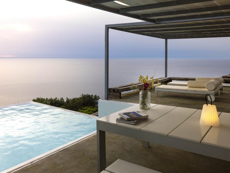Minimalist 7-Bedroom Sea View Villa , North 