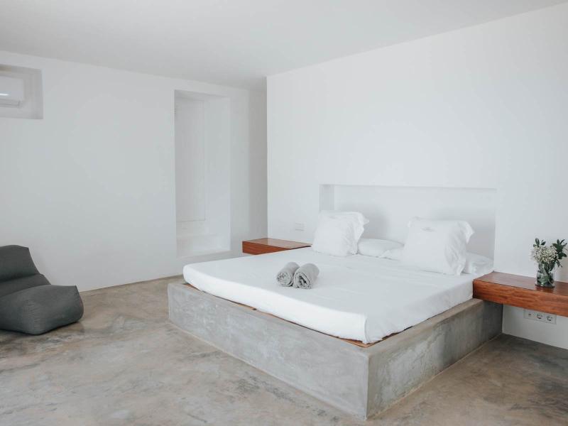 Minimalist 7-Bedroom Sea View Villa , North 