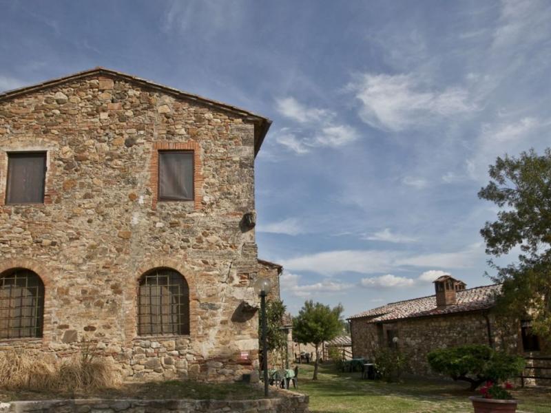 Restored Historic Estate With Vineyards, Olive Groves, and Pool , Tuscany 