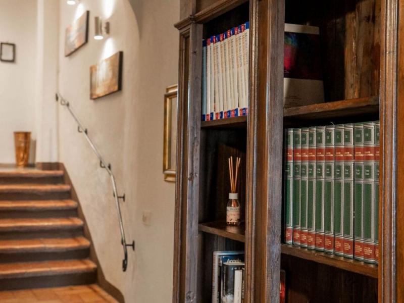 Prestigious Historic Apartment for Sale in Montefollonico, Tuscany , Tuscany 