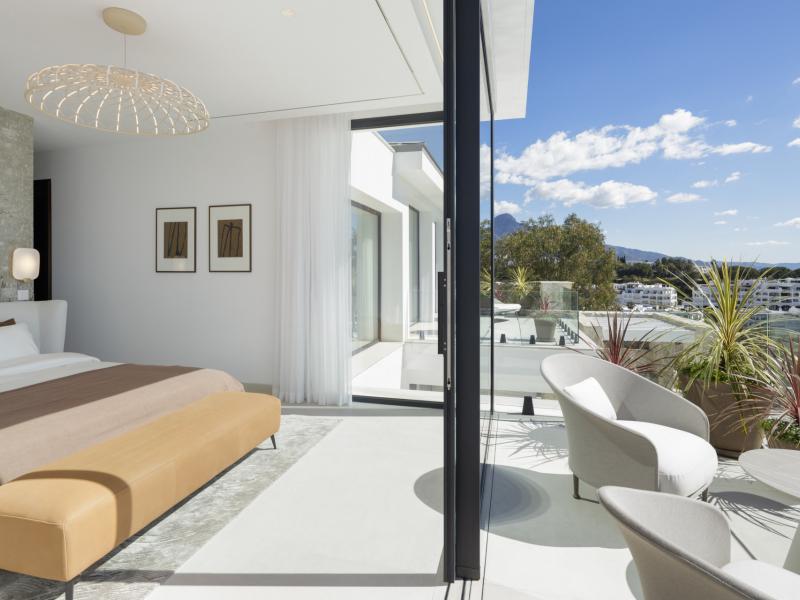 Luxury Villa for Sale in La Quinta, Spain , Benahavis 