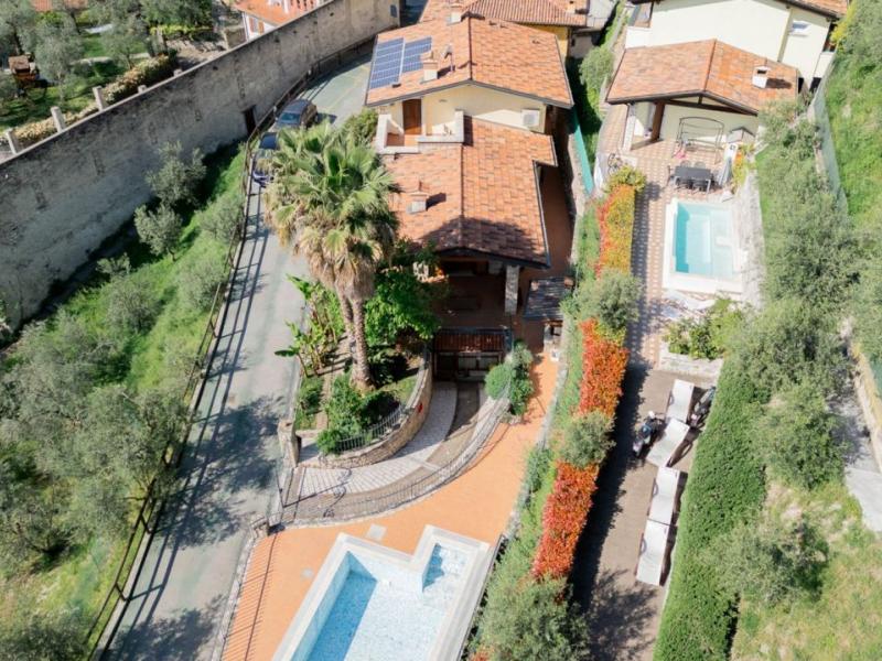 Luxury Lake-View Villa for Sale in Limone sul Garda, Italy , 