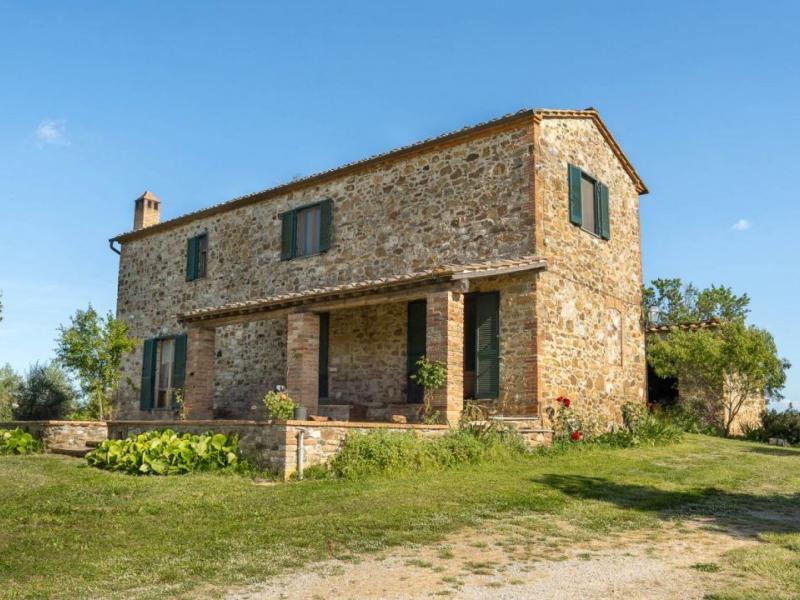Panoramic Stone Country House for Sale , Tuscany 