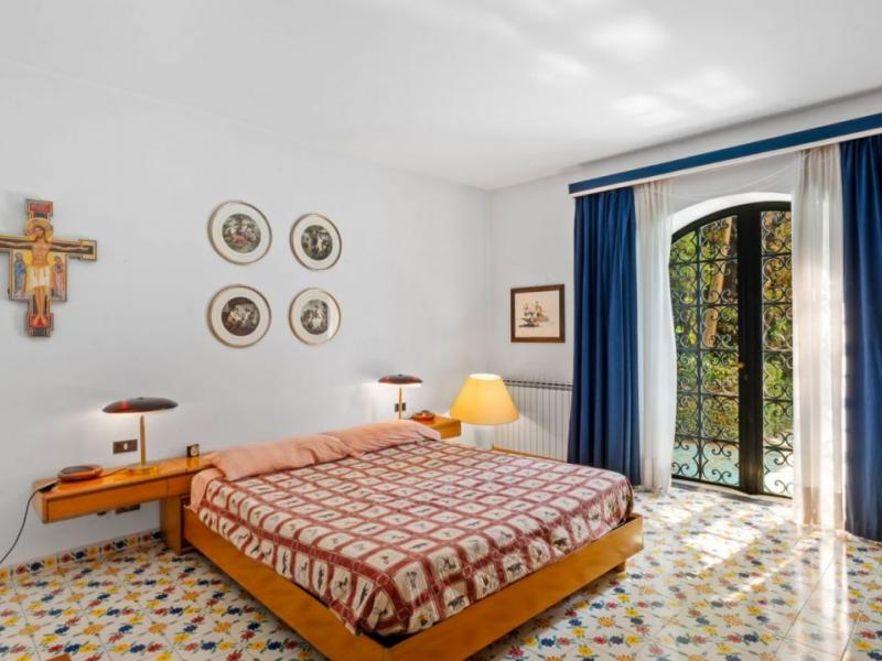 Luxury Seafront Villa with Private Sea Access for Sale , 