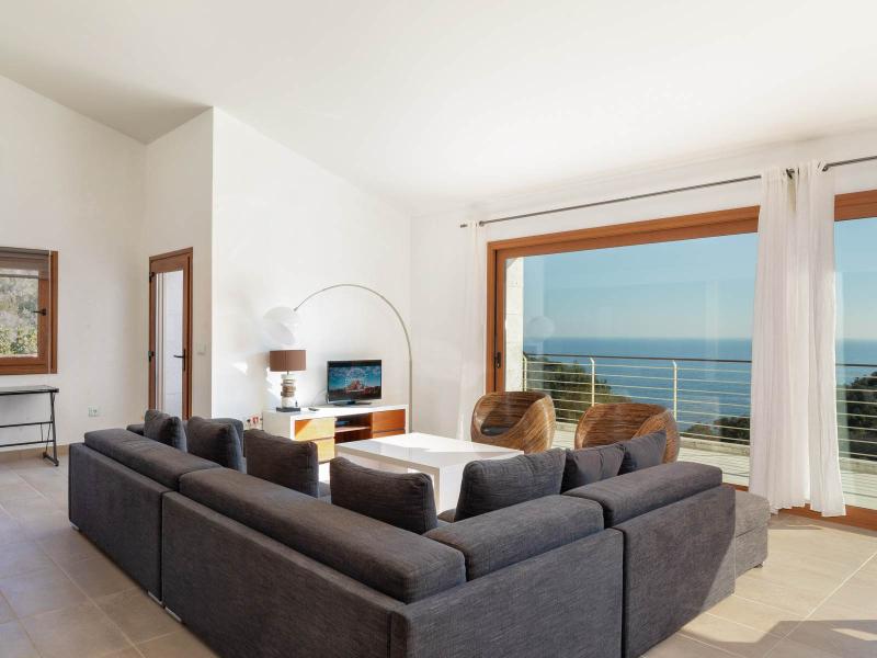 Exclusive Modern Villa for Sale , Costa Brava 