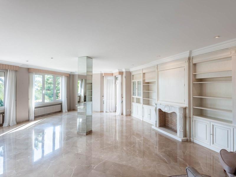 Elegant 7-Bedroom Villa with Guest Apartment , Valencia 