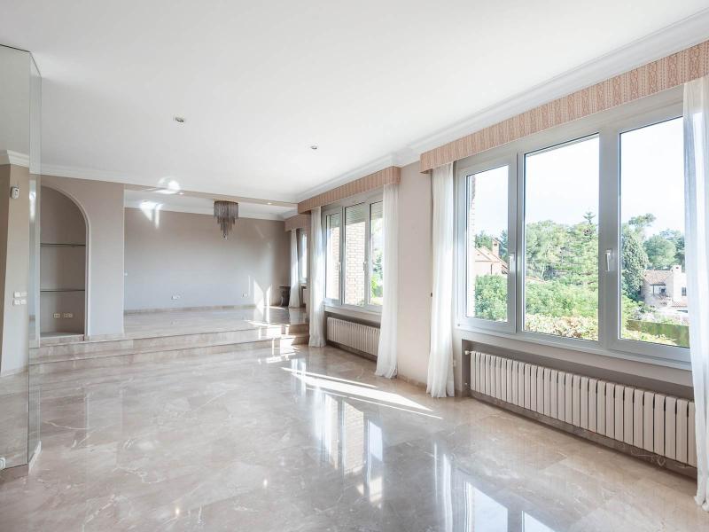 Elegant 7-Bedroom Villa with Guest Apartment , Valencia 