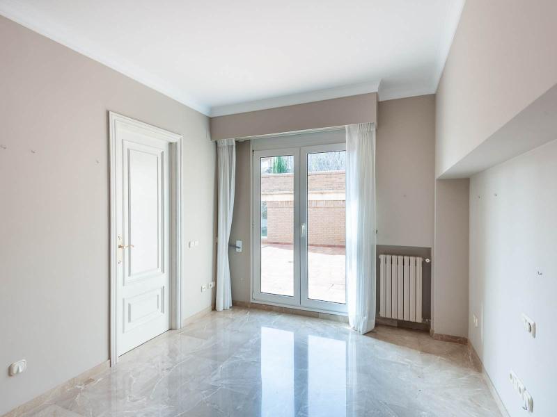 Elegant 7-Bedroom Villa with Guest Apartment , Valencia 