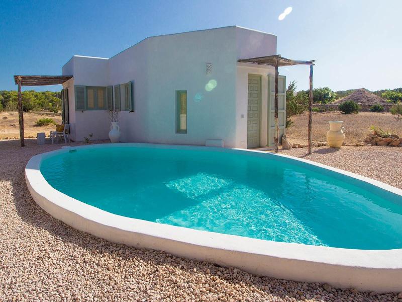 Renovated Finca-Style Villa with Sea Views , 