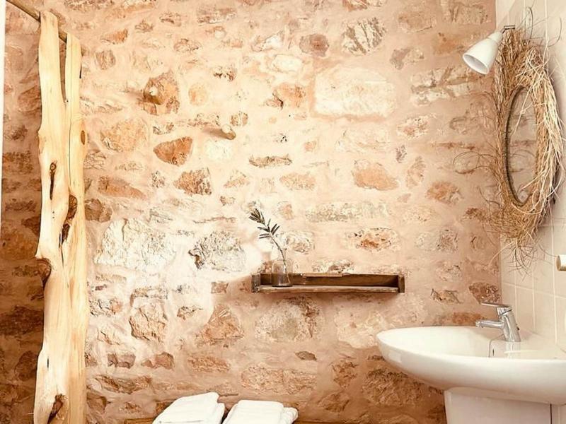 Renovated Finca-Style Villa with Sea Views , 
