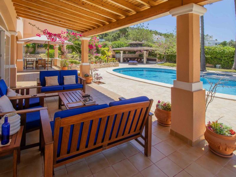 Luxurious Villa with Stunning Views in Can Bessó , East , Ibiza , South 