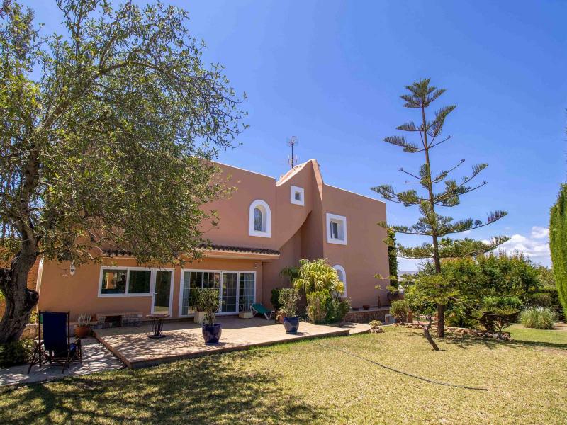 Luxurious Villa with Stunning Views in Can Bessó , East , Ibiza , South 
