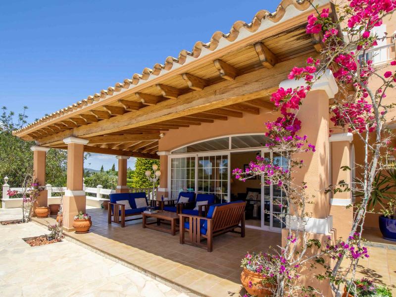 Luxurious Villa with Stunning Views in Can Bessó , East , Ibiza , South 