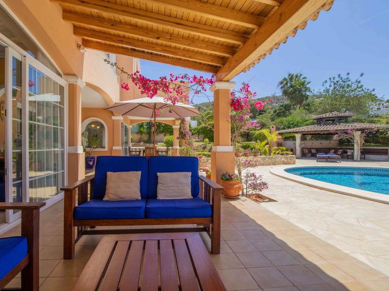 Luxurious Villa with Stunning Views in Can Bessó , East , Ibiza , South 