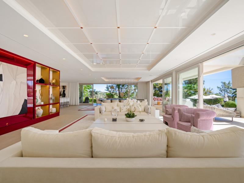 Luxury Villa for Sale in Aloha, Marbella Golf Valley , Nueva Andalucia 