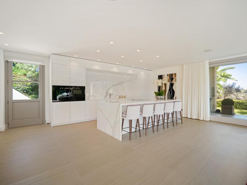 Luxury Villa for Sale in Aloha, Marbella Golf Valley , Nueva Andalucia 