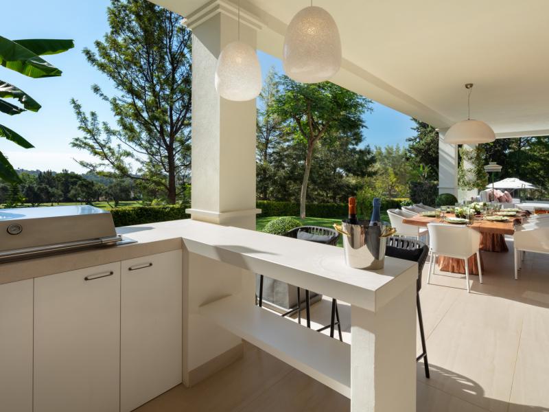 Luxury Villa for Sale in Aloha, Marbella Golf Valley , Nueva Andalucia 