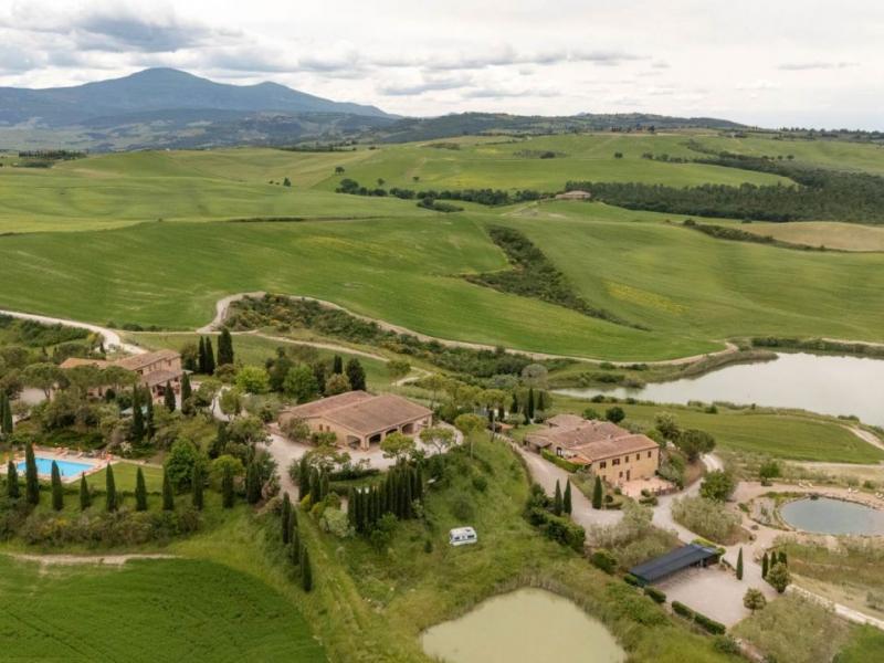 Country House/Farmhouse for sale for sale in Siena - San Quirico d'Orcia , 