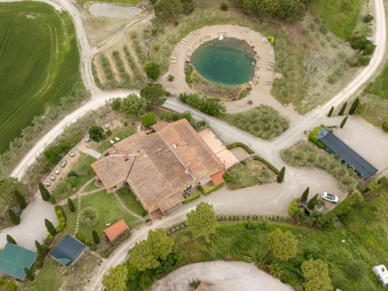 Country House/Farmhouse for sale for sale in Siena - San Quirico d'Orcia , 