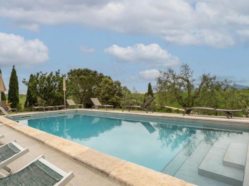 Country House/Farmhouse for sale for sale in Siena - San Quirico d'Orcia , 