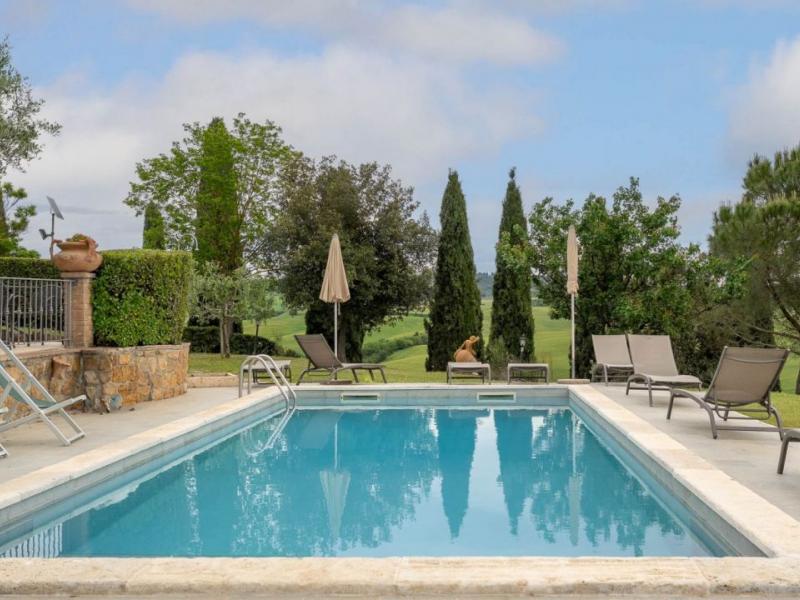 Country House/Farmhouse for sale for sale in Siena - San Quirico d'Orcia , 