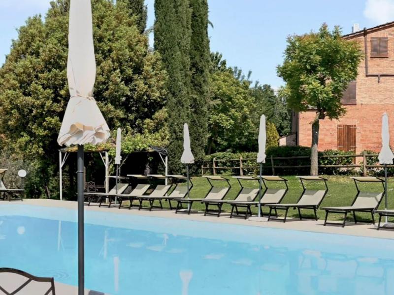 Classic DOCG Winery Estate with 1700s Country Houses – Montepulciano , Tuscany 