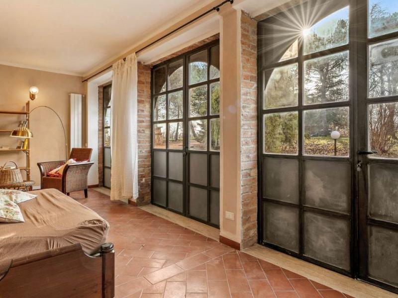 Classic DOCG Winery Estate with 1700s Country Houses – Montepulciano , Tuscany 