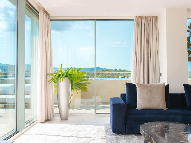 Exquisite 3-Bedroom Penthouse for Sale , Ibiza 