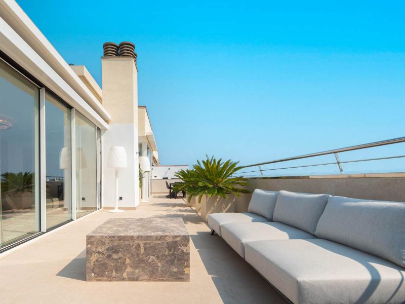Exquisite 3-Bedroom Penthouse for Sale , Ibiza 