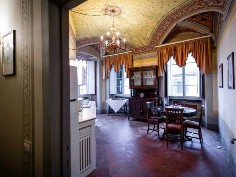 Historic Frescoed Penthouse for Sale in Cortona, Tuscany , Tuscany 