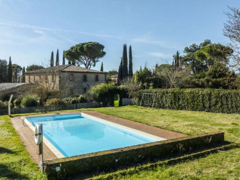 1750s Tuscan Villa with Heated Pool and Truffle Reserve – Siena, Tuscany , Tuscany 