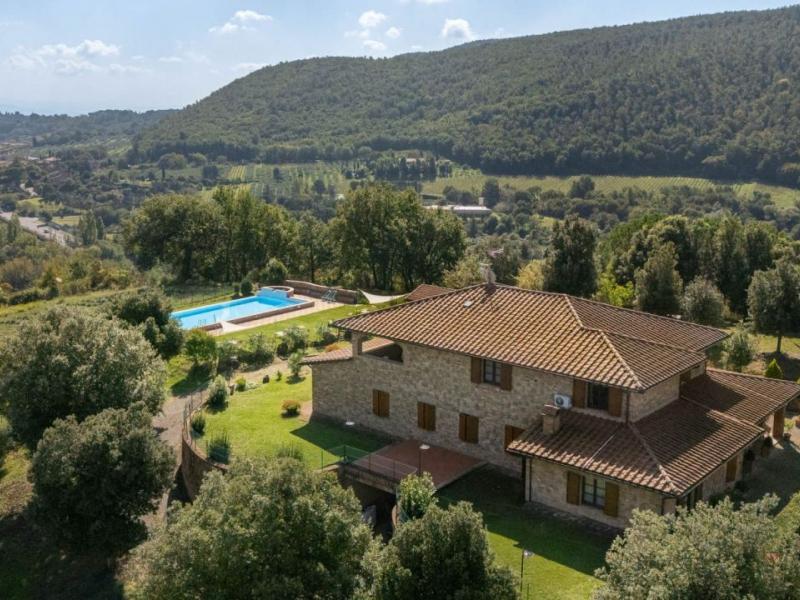 Hilltop Estate With Panoramic Views , Tuscany 