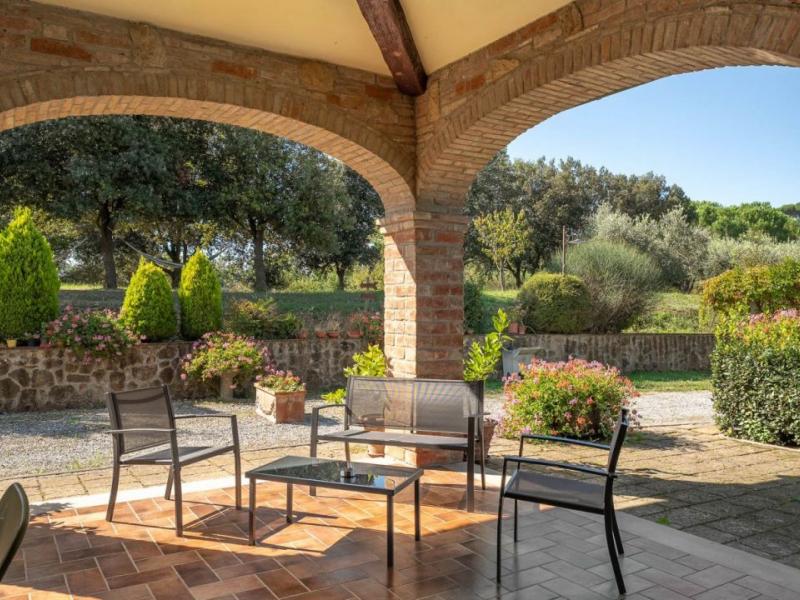 Hilltop Estate With Panoramic Views , Tuscany 