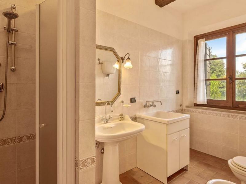 Hilltop Estate With Panoramic Views , Tuscany 