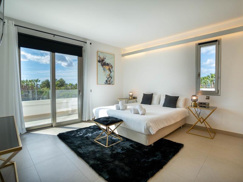 Villa Ashley , Jesus 