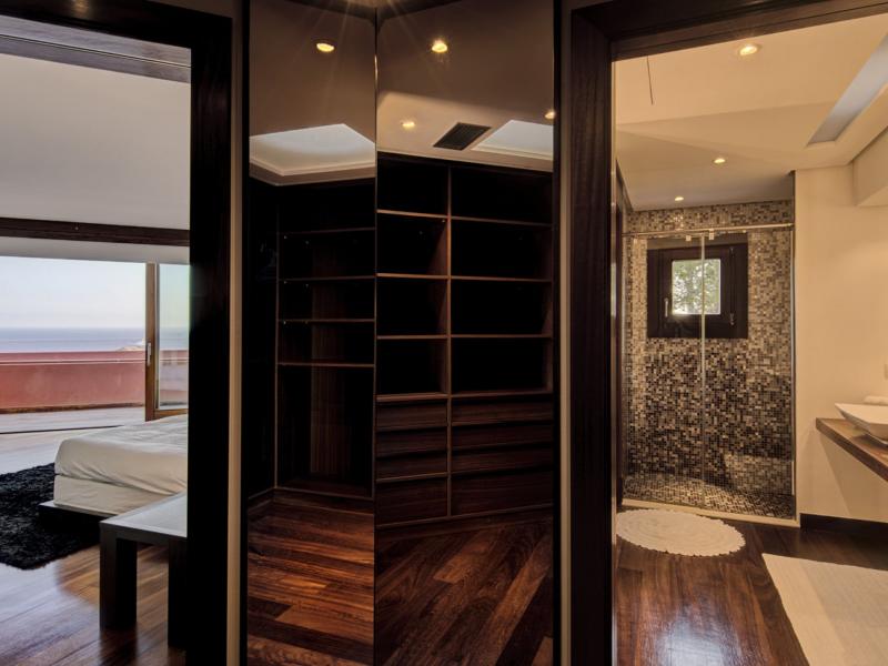 Villa Miles , Cap Martinet 