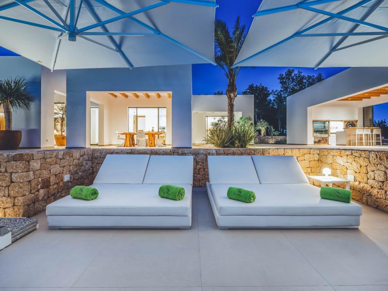 Can Benirras , Ibiza 