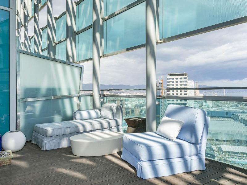 Penthouse for sale in Barcelona , 