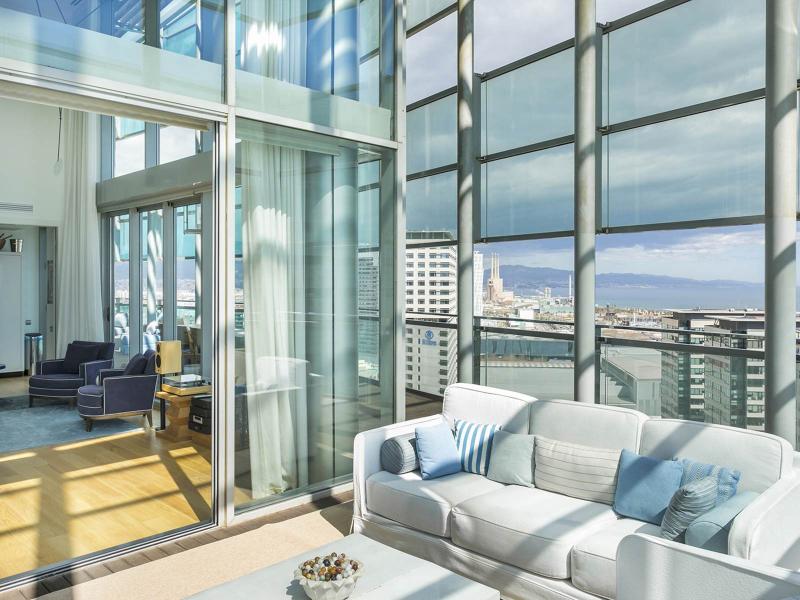 Penthouse for sale in Barcelona , 
