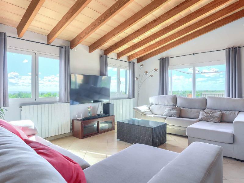Charming Mallorcan Finca for Sale , 