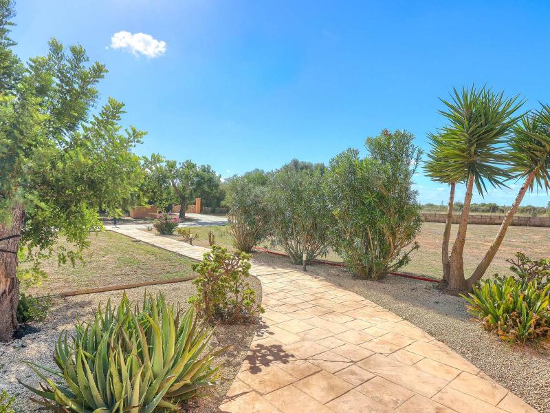 Charming Mallorcan Finca for Sale , 