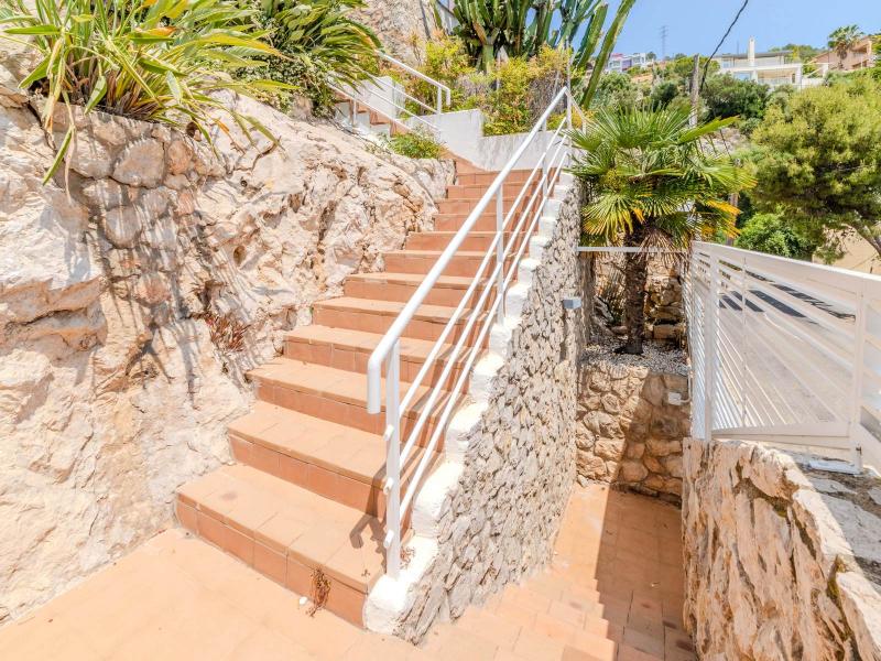 Modern Villa with Panoramic Sea Views in Levantina, Sitges , Sitges 