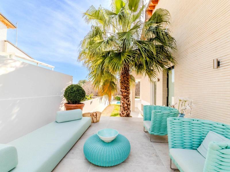 Semi-Detached Villa with Pool in Levantina, Sitges , Sitges 