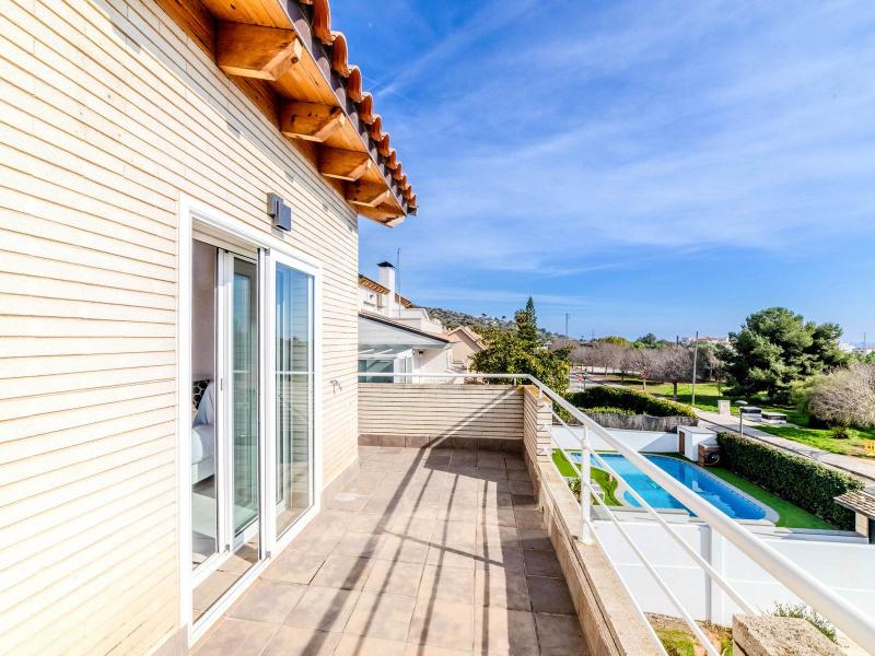 Semi-Detached Villa with Pool in Levantina, Sitges , Sitges 