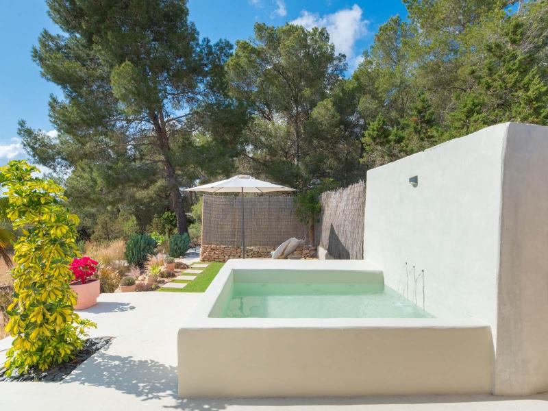Tranquil 5-Bedroom Finca with Sea Views , Ibiza 