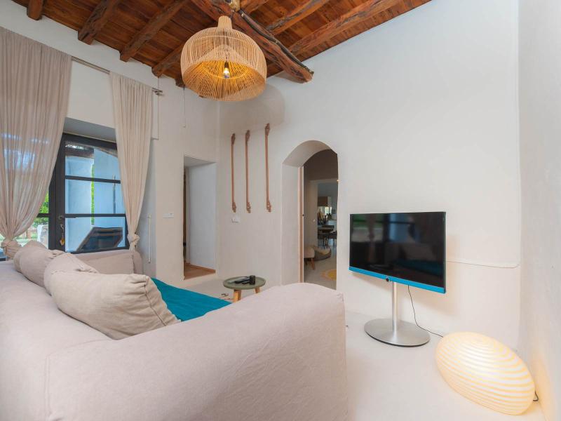 Tranquil 5-Bedroom Finca with Sea Views , Ibiza 