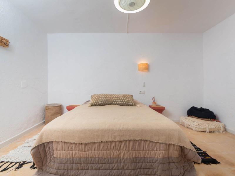 Tranquil 5-Bedroom Finca with Sea Views , Ibiza 