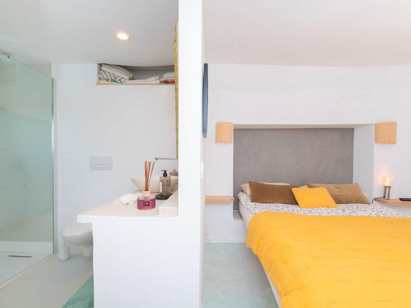 Tranquil 5-Bedroom Finca with Sea Views , Ibiza 