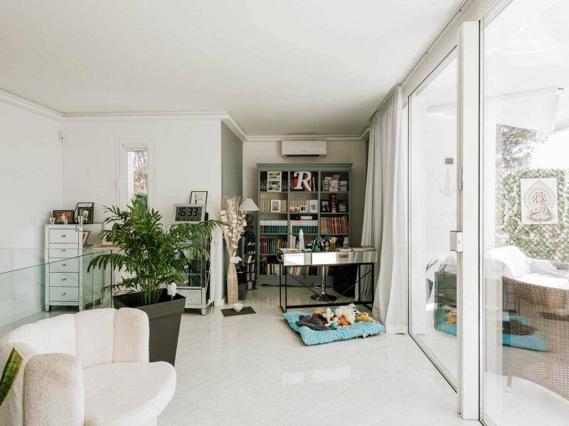 Renovated Modern Villa for Sale in Ibiza , San Antonio 